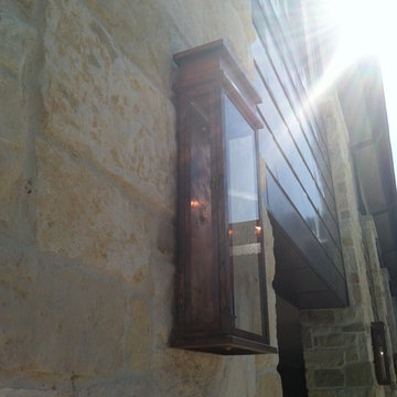 Electric Lanterns Mounted on Columns