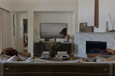 Inspiration for a transitional living room remodel in Austin