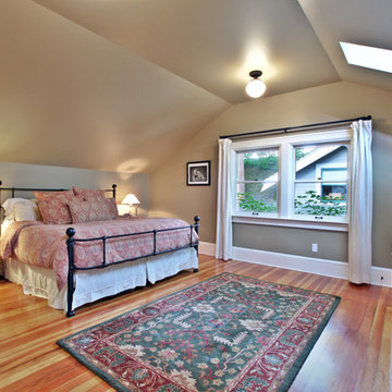 REPRESENTED SELLER - Irvington - NE 24th & Klickitat