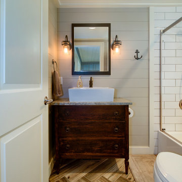 Strawberry Lake Cottage - Small space / Major Makeover