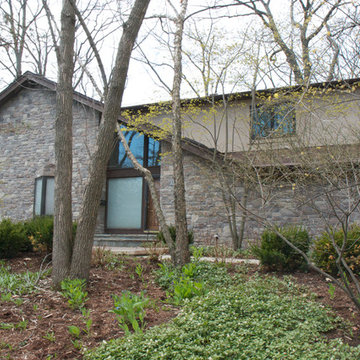 Exterior Stone Veneer using Cobble and Ledge Stones