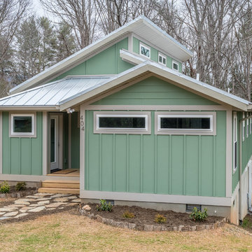 404 S. Oconeechee
