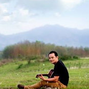 Yanger Toshi's photo