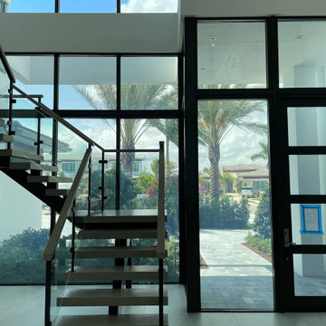 Miami PDLC Smart Film – Entryway in Clear Mode
