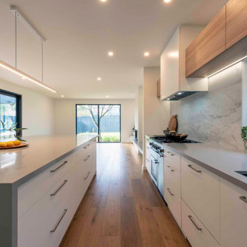 WK Quantum Quartz Bianco Classico Six+ splashback