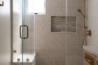 Bathroom - contemporary bathroom idea in Los Angeles