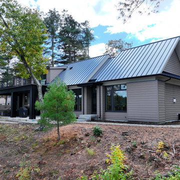 A New Contemporary Scandinavian Lakehouse in Stow, MA