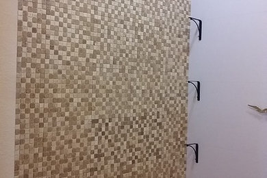 Example of a minimalist bathroom design in Miami