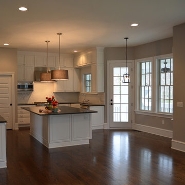 Great Room - Kitchen & Eat-in