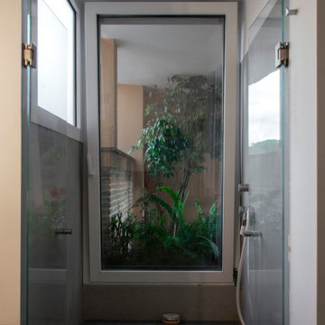 Bagno della stamnza/monolocale - dettaglio doccia -