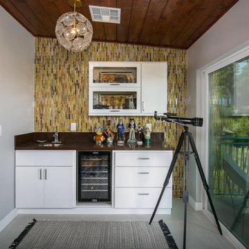 Mini Bar