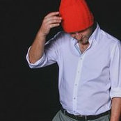 Hoe Lzi's photo