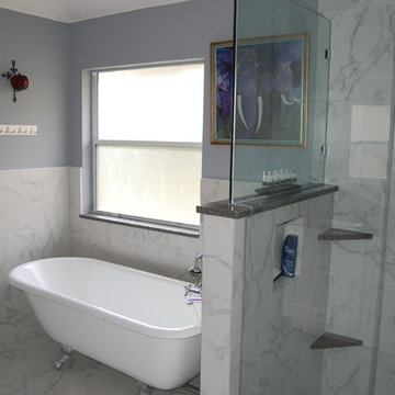 Aucello bathroom