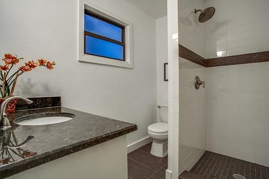 Inspiration for a modern bathroom remodel in Dallas with an undermount sink