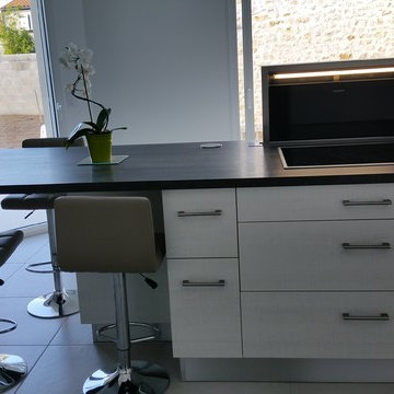 Cuisine contemporaine avec ilôt