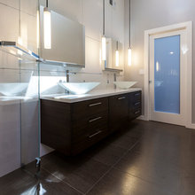 155 Pearl Bathroom
