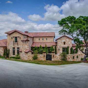 Hill Country Tuscan Home with Courtyard