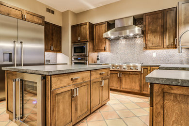 Inspiration for a southwestern kitchen remodel in Phoenix
