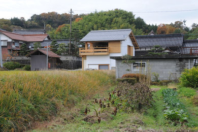 他の地域にある和風のおしゃれな家の外観の写真