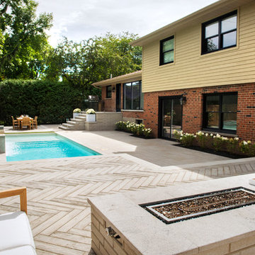 Contemporary backyard in Beaconsfield