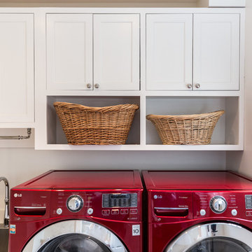 Simple and Bright Laundry Room