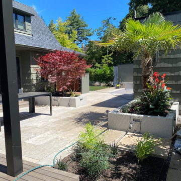 West Hills Oasis