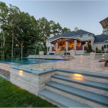 Must-See! Infinity Edge Pool, Outdoor TV, Outdoor Kitchen & Putting Green`