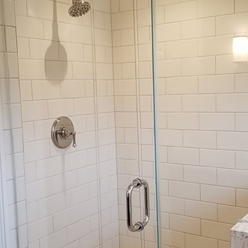Daltile 4x8 subway with picture frames pencil.