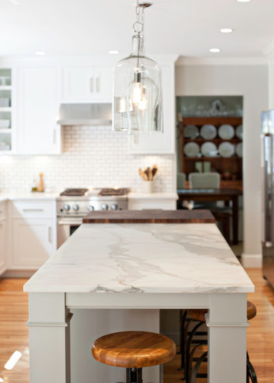 Farmhouse Kitchen by Pennville Custom Cabinetry