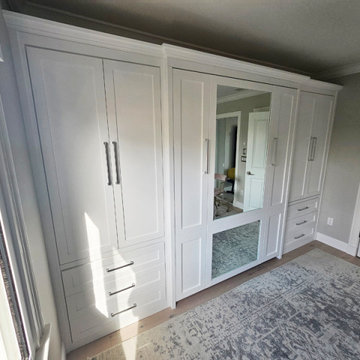 Custom Shaker Murphy Bed Wall Bed, Hidden Leg, Mirror on Bed Face, Custom Piers