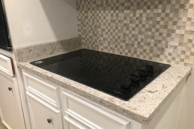 Elegant kitchen photo in Jackson