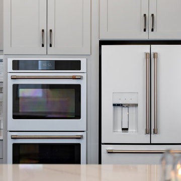 Showplace EVO Kitchen in Gun smoke and Downing Slate