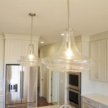 Tailor-made and Transitional White Kitchen. - Geneseo, IL