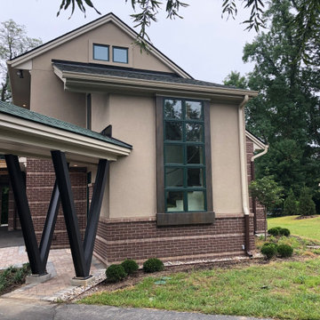 Lakeside Carriage House