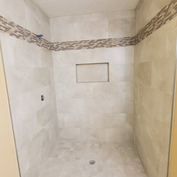 Another elegant shower installed by Destin Elite Tile