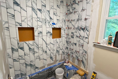 Example of a classic bathroom design in Other