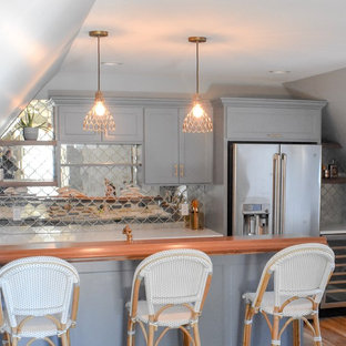 Entertaining Space in the Garage Mahal