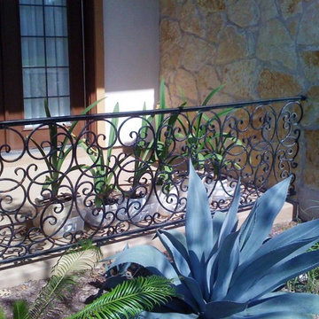 Iron/Privacy Fencing & Railing