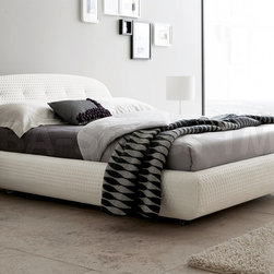 Rossetto USA Eclipse Platform Bed in White - Platform Beds
