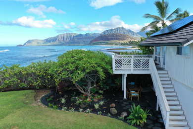 Photo of a tropical landscaping in Hawaii.