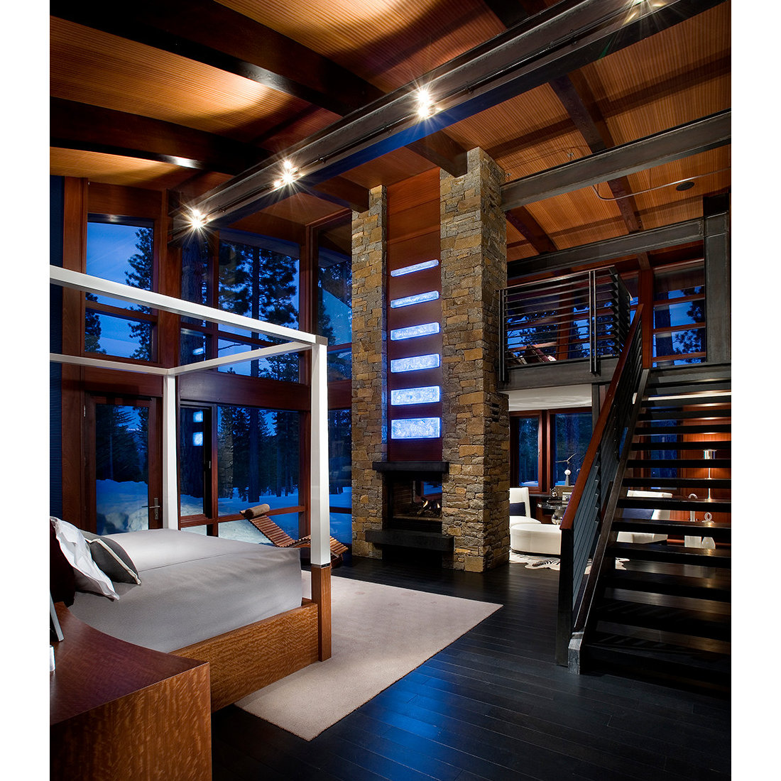 Modern Mountainside Home