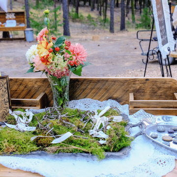 Wedding Design in the Forests of Chelan, WA