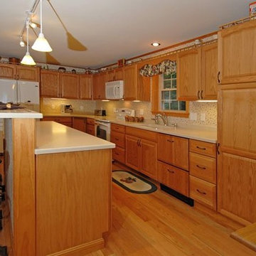 ACTIVE: Winnipesaukee Water Access Home