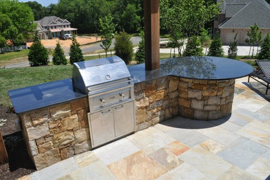 Inspiration for a timeless patio remodel in DC Metro