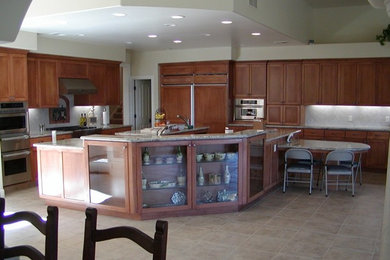 This is an example of a mediterranean home design in Sacramento.