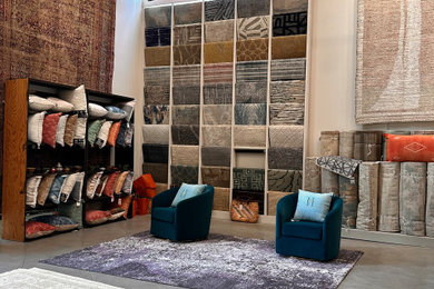 Inspiration for a contemporary home office remodel in Los Angeles