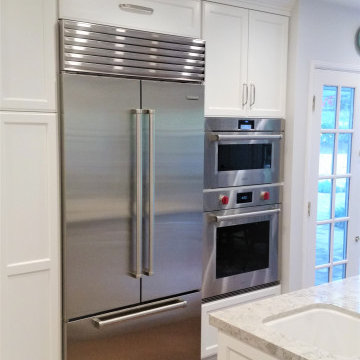 Spacious New Kitchen