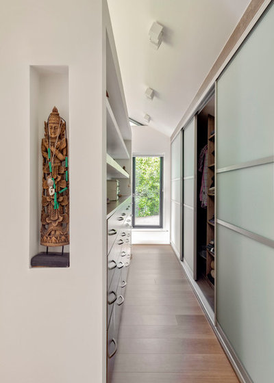 Contemporary by Penton Architects