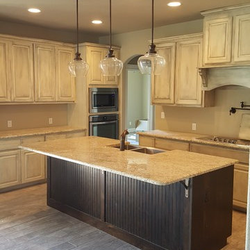 PENDANT LIGHTS