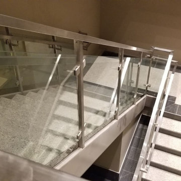 Square Tube Railing with Glass